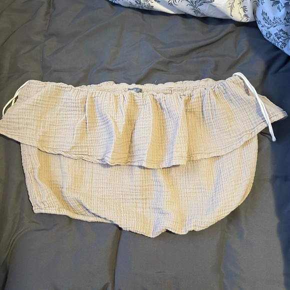 Buy 2 get 1- Bando top aerie - Picture 1 of 2